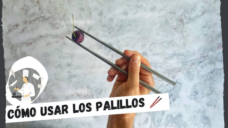 cómo coger palillos chinos para comer
