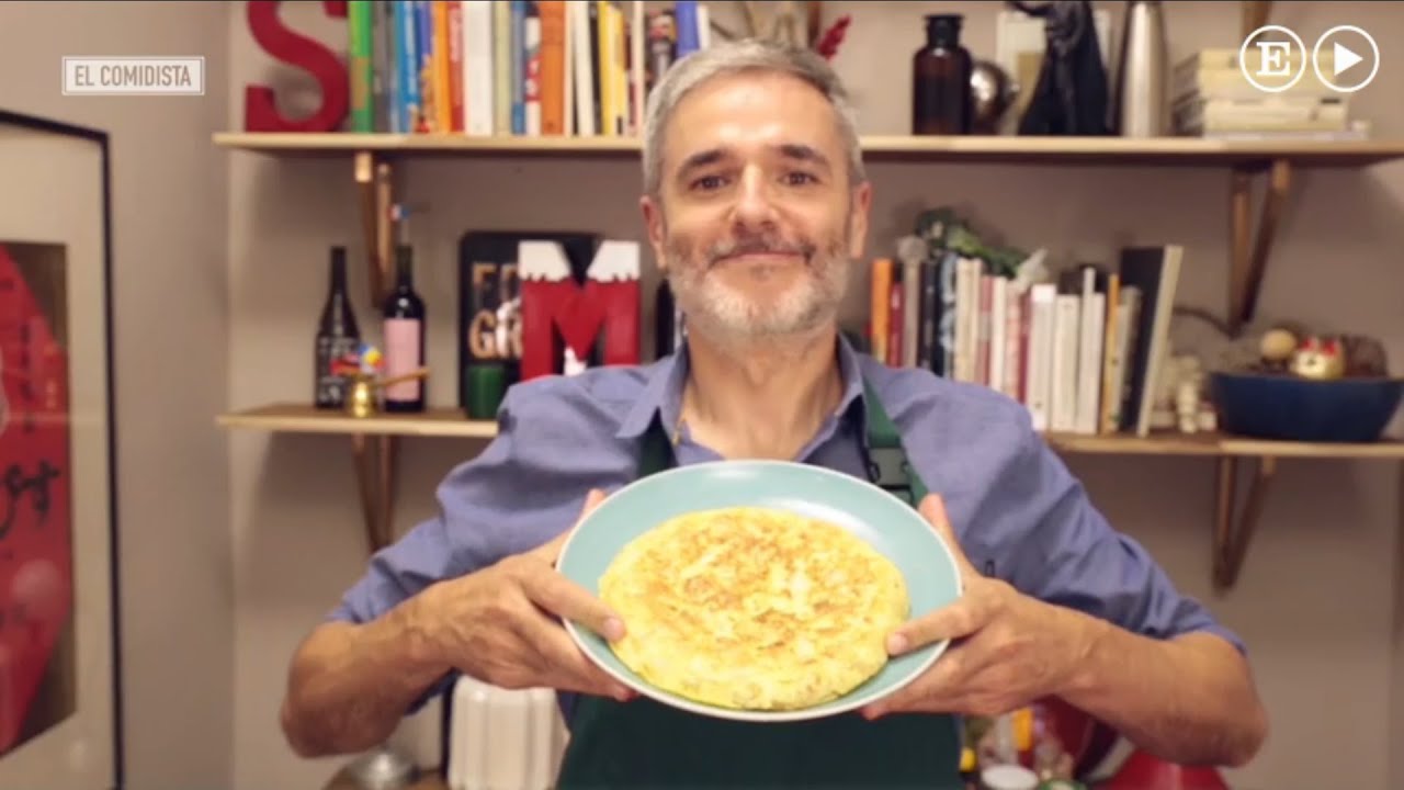 como hacen la tortilla de patatas en los bares