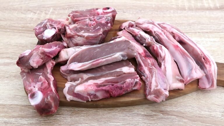 como quitar el olor a la carne de cordero