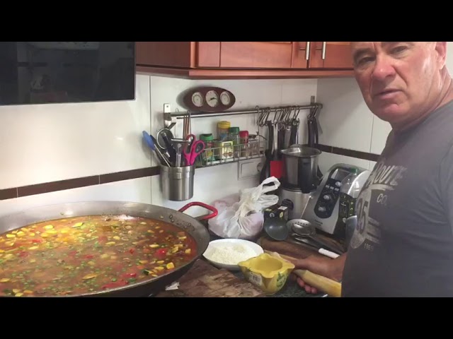 cuanto azafran echar a la paella