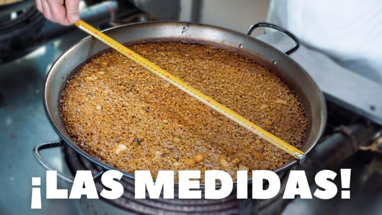 cuanto mide una paellera para 20 personas