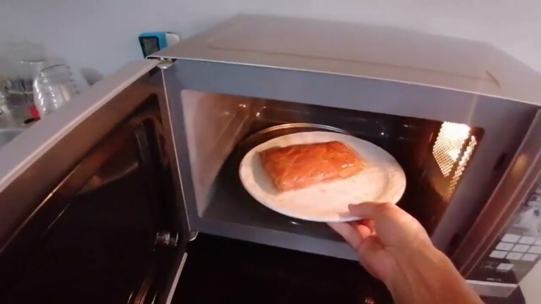 cuanto tiempo para descongelar pollo en microondas