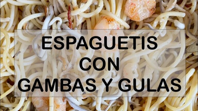 espaguetis con gulas y gambas y huevo