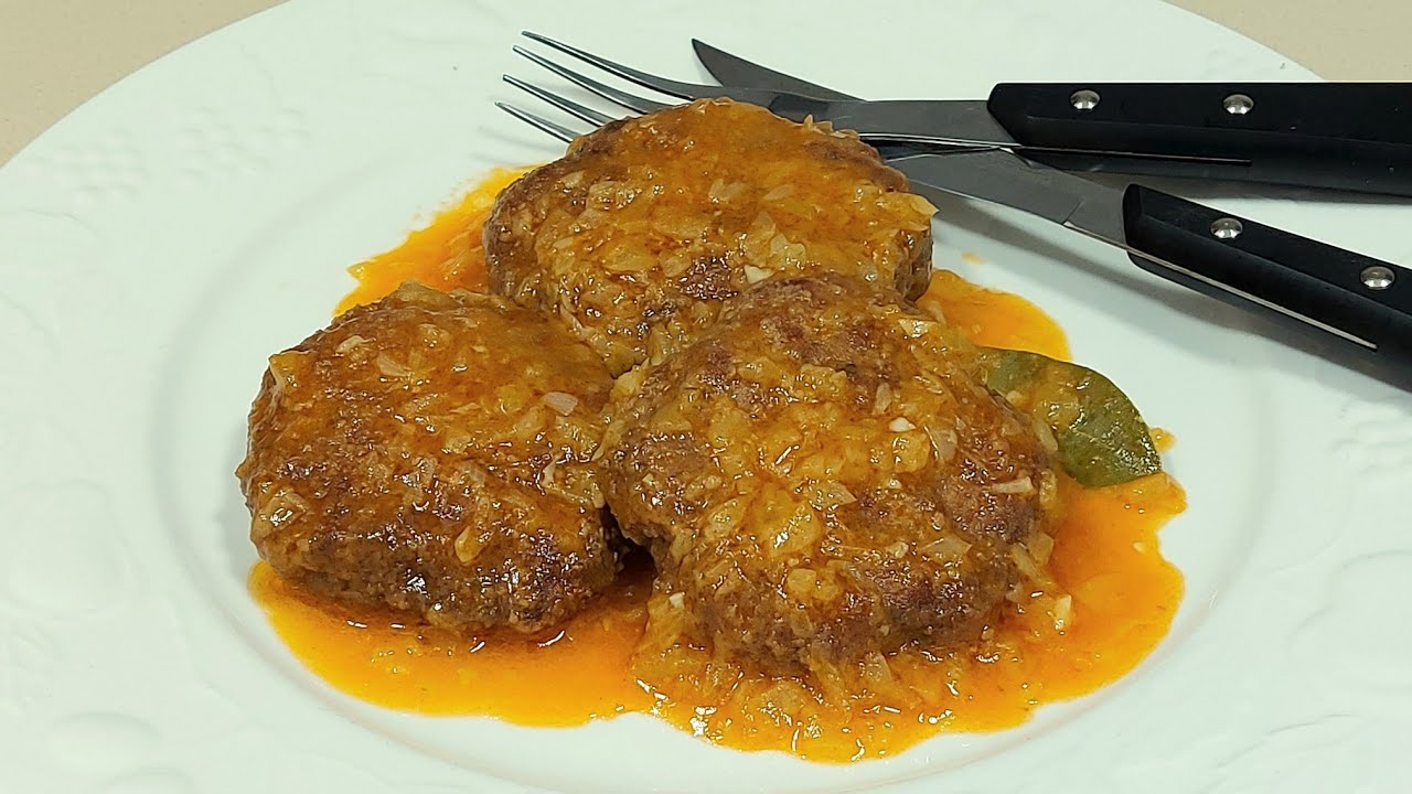 medallones de carne picada en salsa