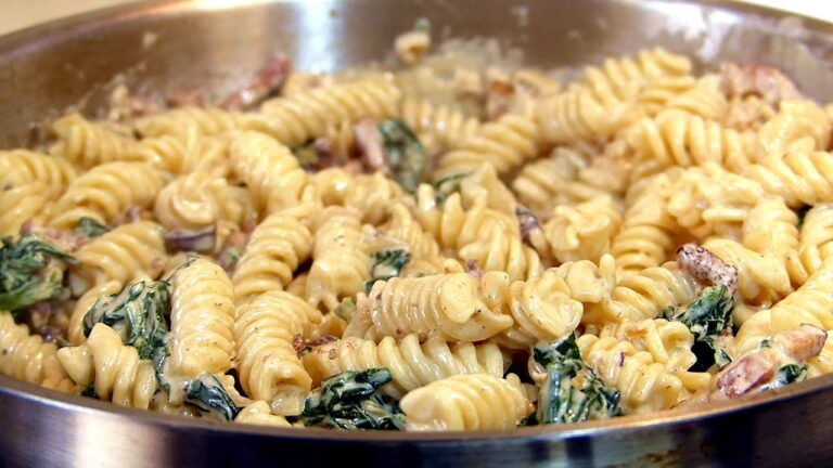 pasta con espinacas nata y bacon