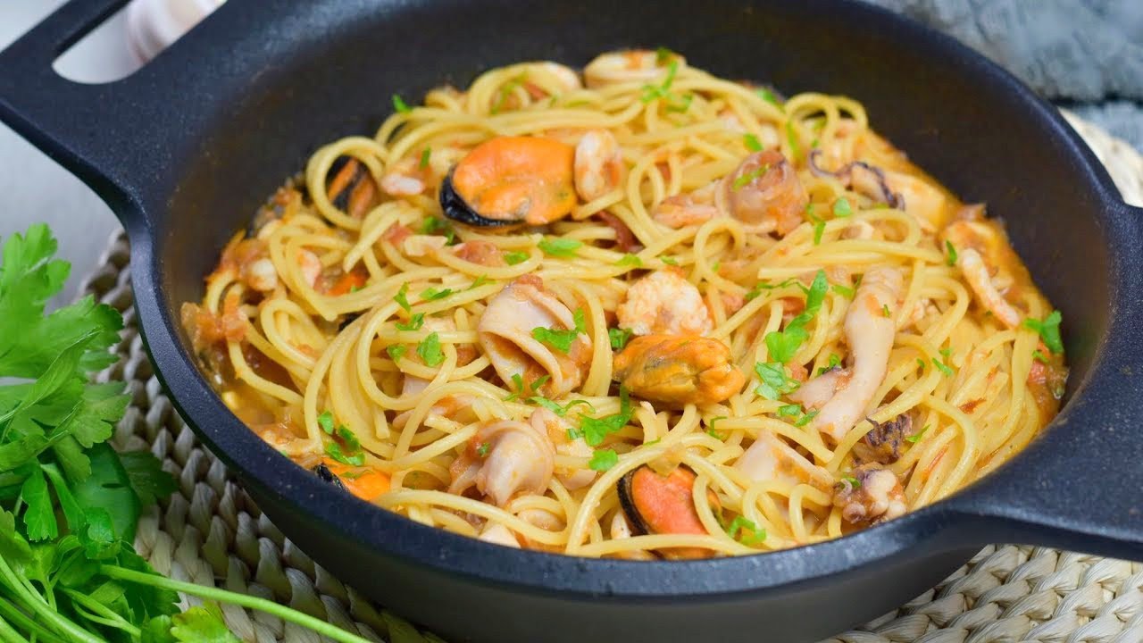 pasta con mejillones a la marinera