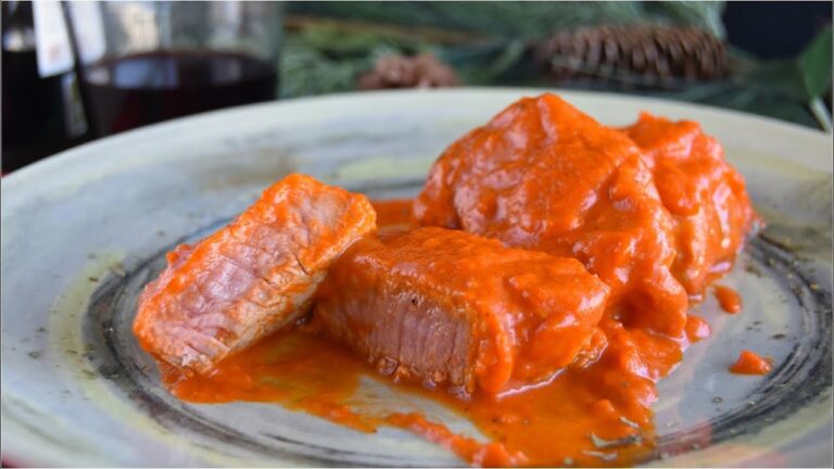 solomillo en salsa de pimientos del piquillo