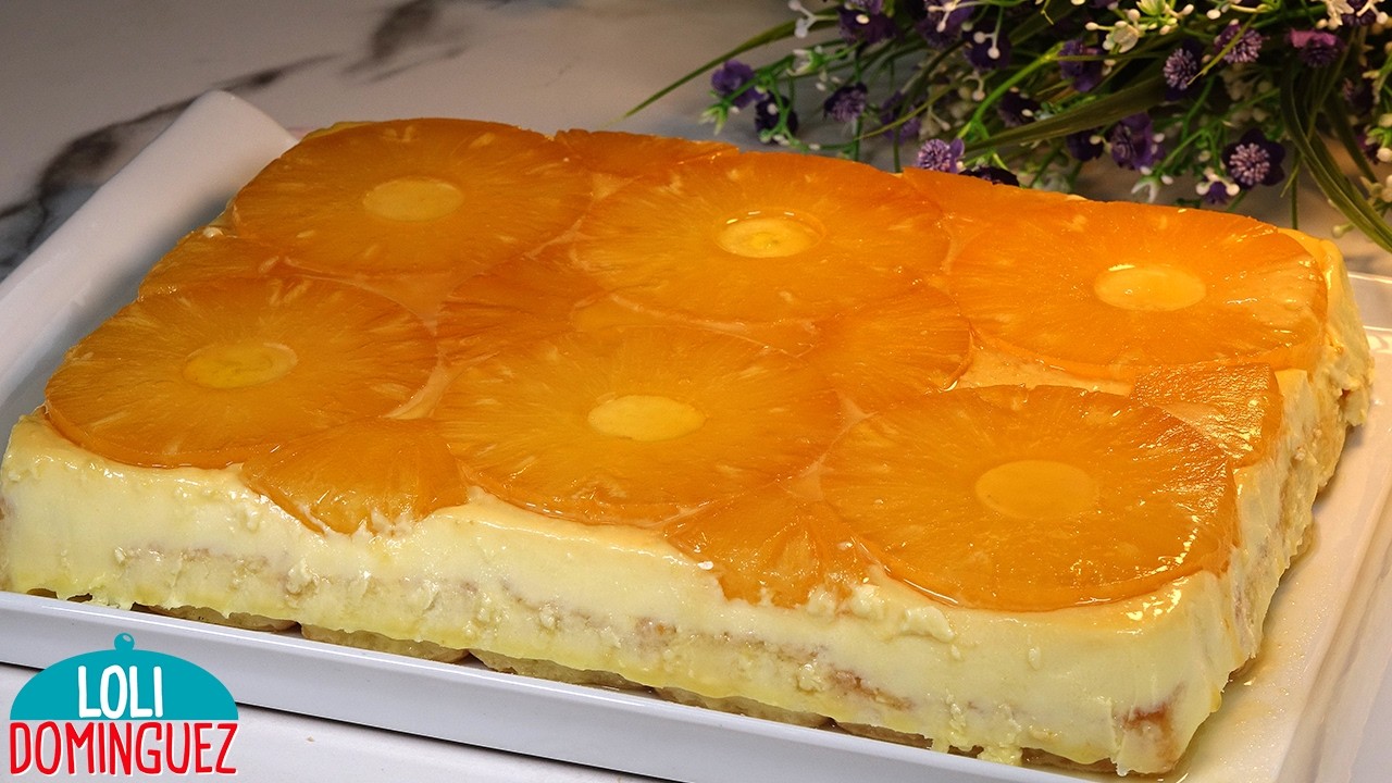 tarta de piña y nata con bizcocho
